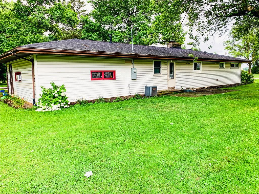 2009 South Hemlock Road Muncie, IN 47302 - Photo 8 of 31 Gallery Image 8