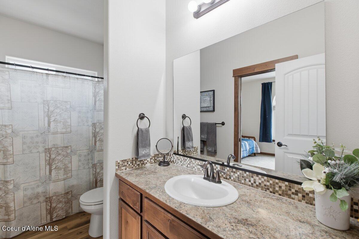 6525 Christine Street Rathdrum, ID 83858 - Photo 29 of 43 6525 Christine Guest Bathroom 1