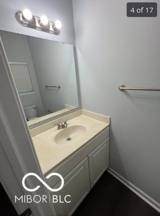 9760 Highpoint Ridge Drive, Unit 101 Fishers, IN 46037 - Photo 4 of 17