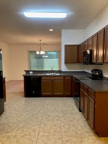 $1,800 | 1539 Teddington Street, Deland, FL 32720