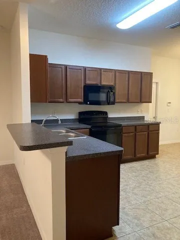 $1,800 | 1539 Teddington Street, Deland, FL 32720