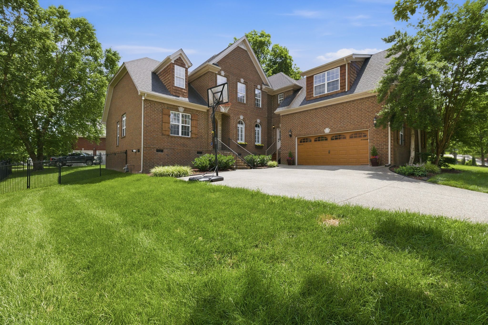 1013 Glessner Drive Spring Hill, TN 37174 - Photo 3 of 53