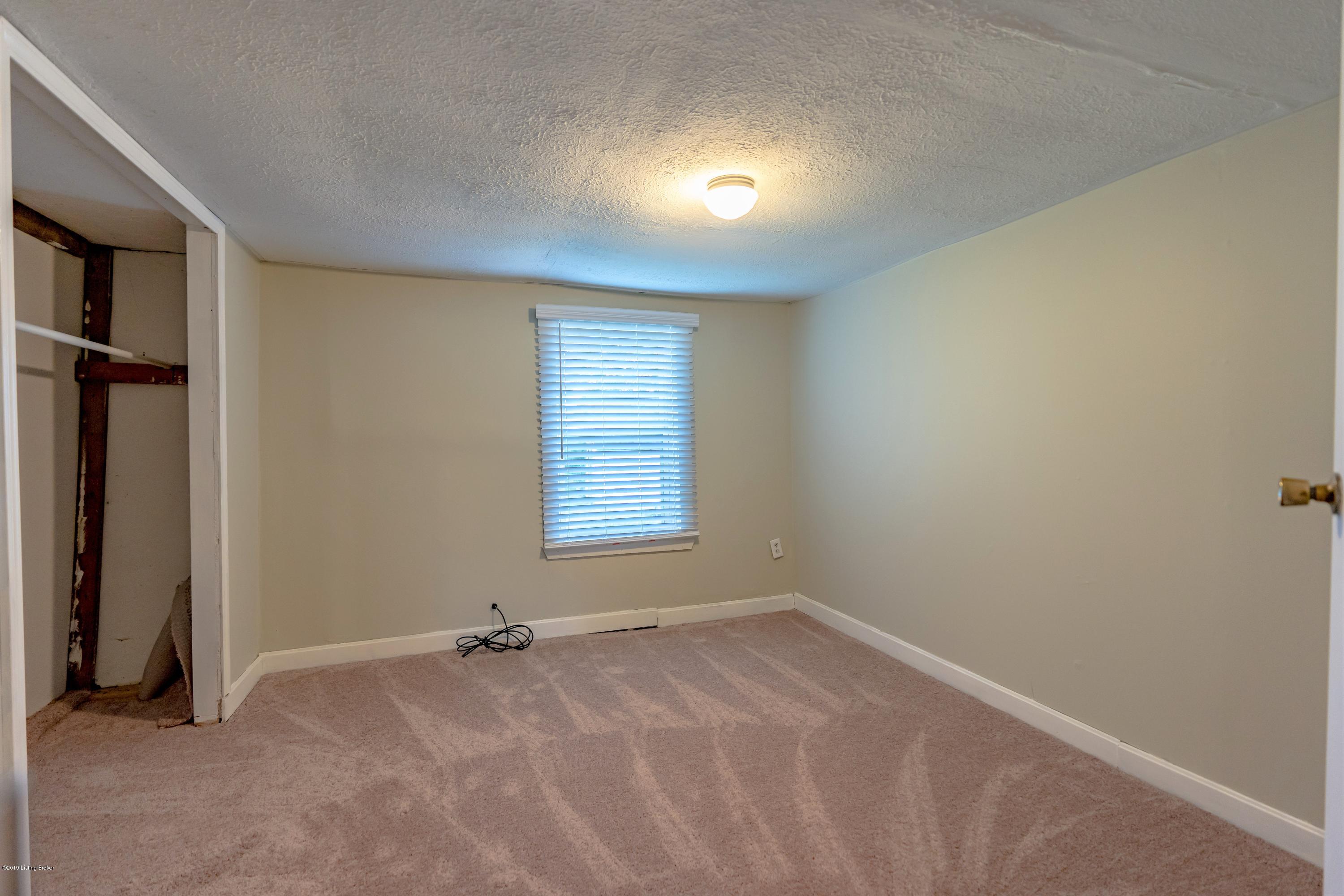 3791 Hickory Ridge Road Waddy, KY 40076 - Photo 10 of 22 Bedroom