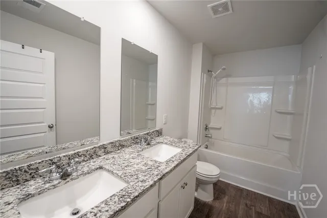 $2,500 | 412 Coconut Drive, Bloomingdale, GA 31302