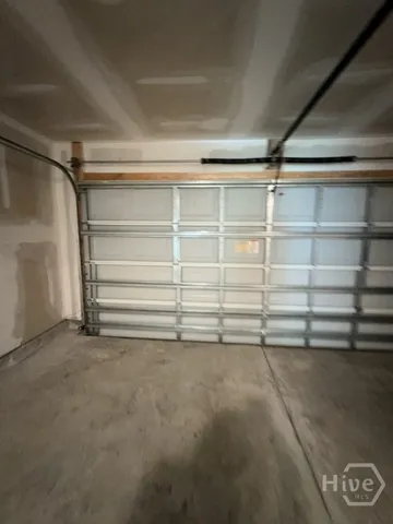 $2,500 | 412 Coconut Drive, Bloomingdale, GA 31302