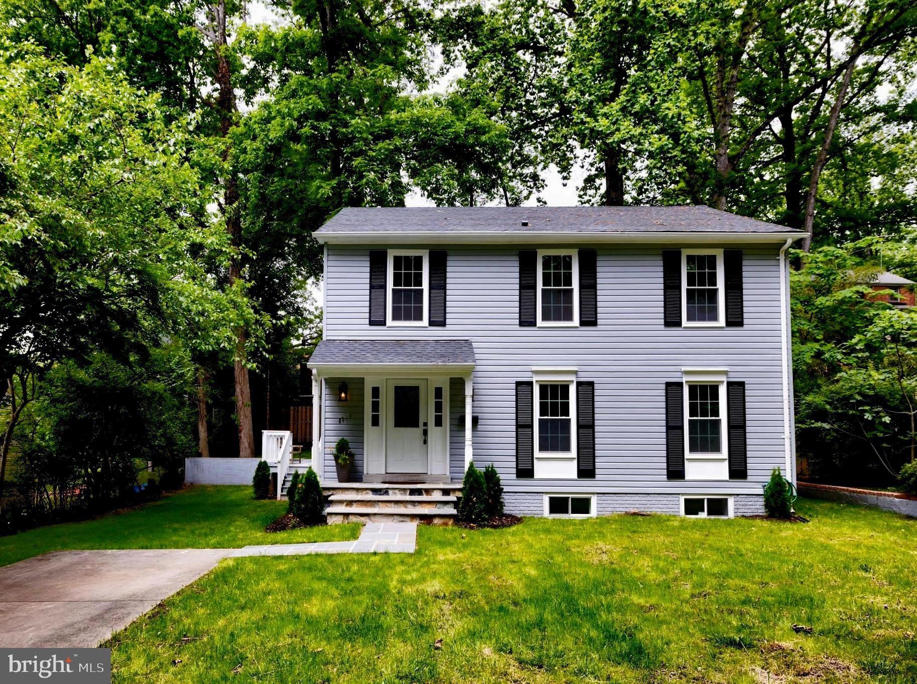 TURN KEY FULLY RENOVATED 4 BR, 3.5 BA HOME.
