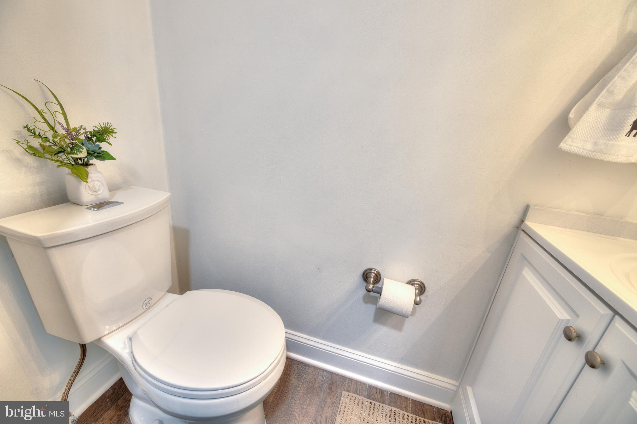8710 Reading Road Silver Spring, MD 20901 - Photo 16 of 37 MAIN LEVEL POWDER ROOM,
