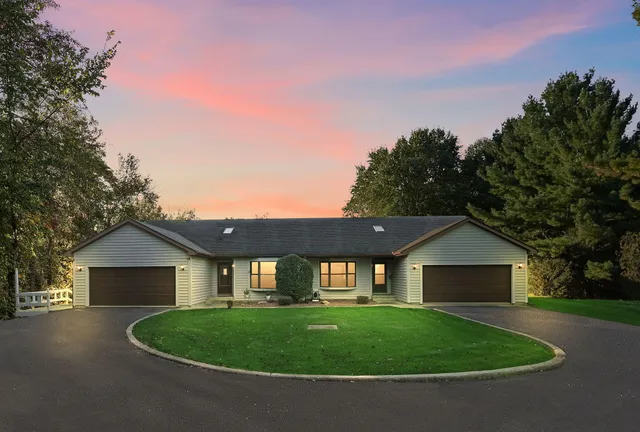 $549,000 | 208 East 650 North, Valparaiso, IN 46383