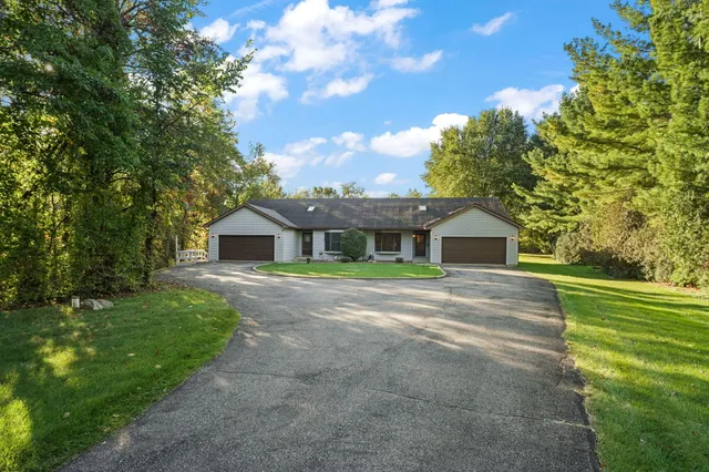 $549,000 | 208 East 650 North, Valparaiso, IN 46383