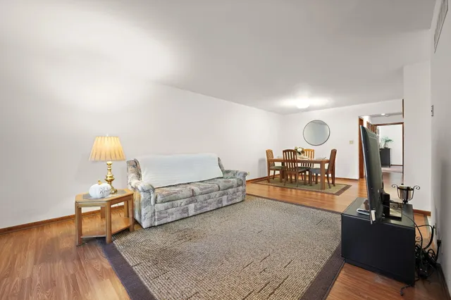 $549,000 | 208 East 650 North, Valparaiso, IN 46383