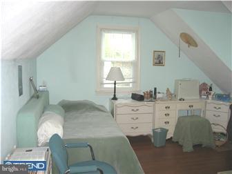23 Fahnestock Road Malvern, PA 19355 - Photo 9 of 11 Bedroom 2