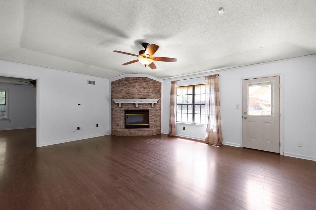 395 Park Hill Road Collierville, TN 38017 - Photo 8 of 22 Gallery Image 8