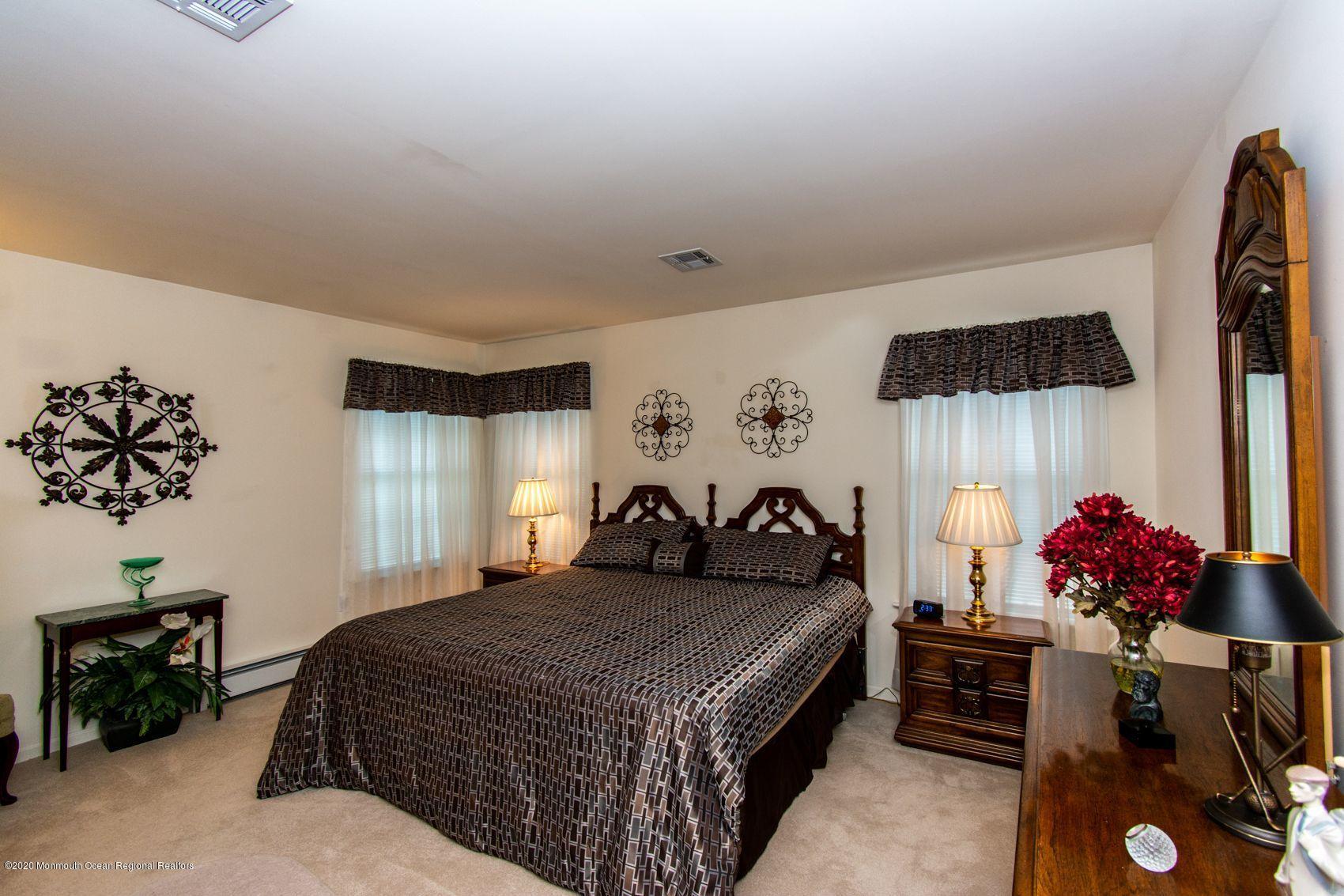 8 Clear Lake Road Whiting, NJ 08759 - Photo 16 of 44 Master Bedroom
