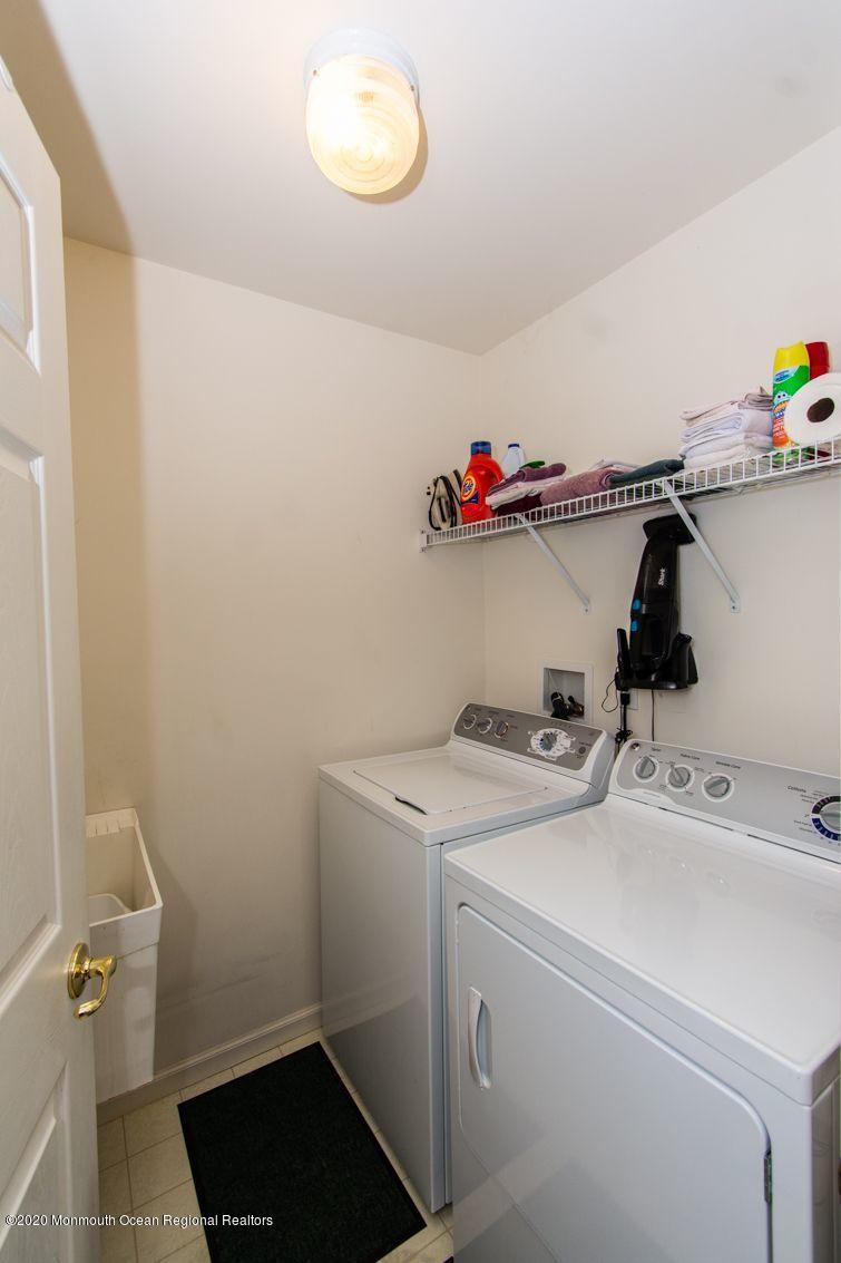 8 Clear Lake Road Whiting, NJ 08759 - Photo 18 of 44 Laundry Rood