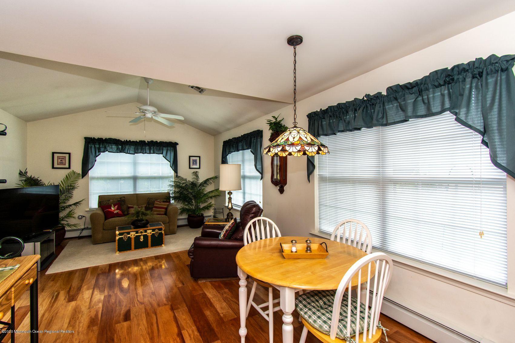 8 Clear Lake Road Whiting, NJ 08759 - Photo 10 of 44 Kitchen/Den