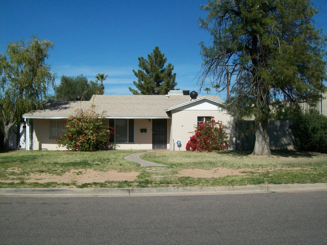 2246 East Cheery Lynn Road Phoenix, AZ 85016 - Photo 1 of 9 Front of Home