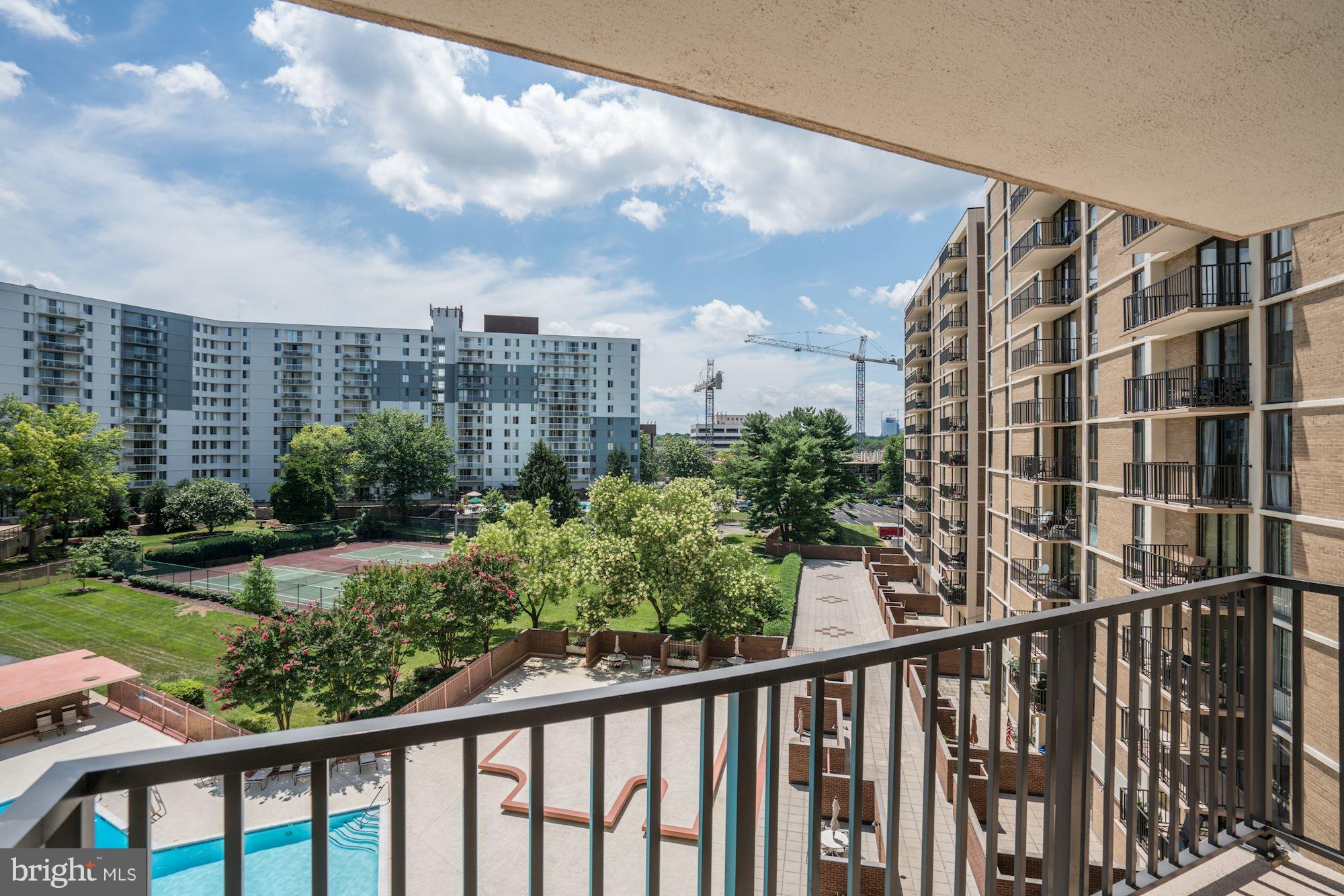 6800 Fleetwood Road, Unit 610 McLean, VA 22101 - Photo 20 of 26 a view of a balcony