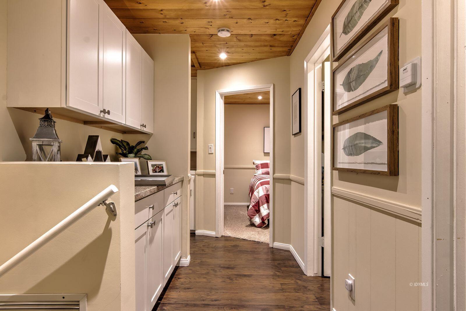 25005 Rim Rock Road Idyllwild, CA 92549 - Photo 30 of 47 31