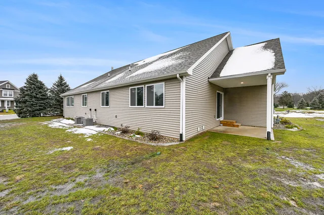 $249,900 | 558 McKinley, Three Rivers, MI 49093