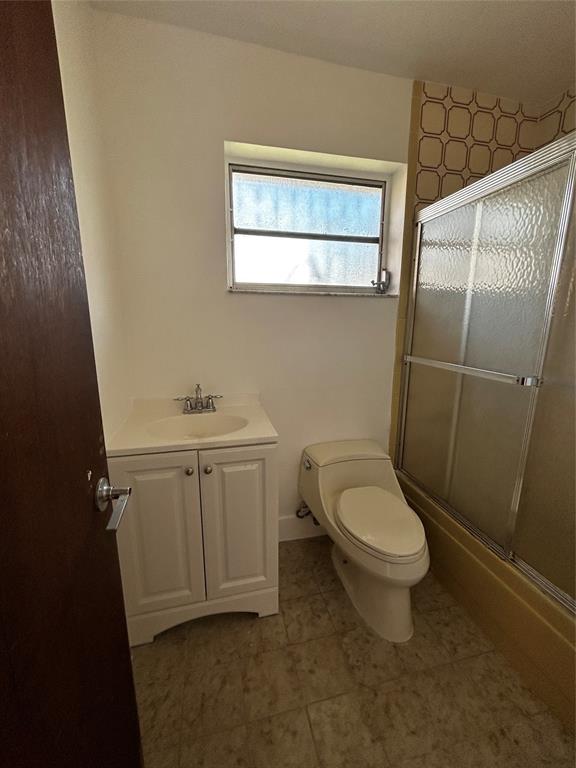 1781 Southwest 13th Street Miami, FL 33145 - Photo 37 of 47