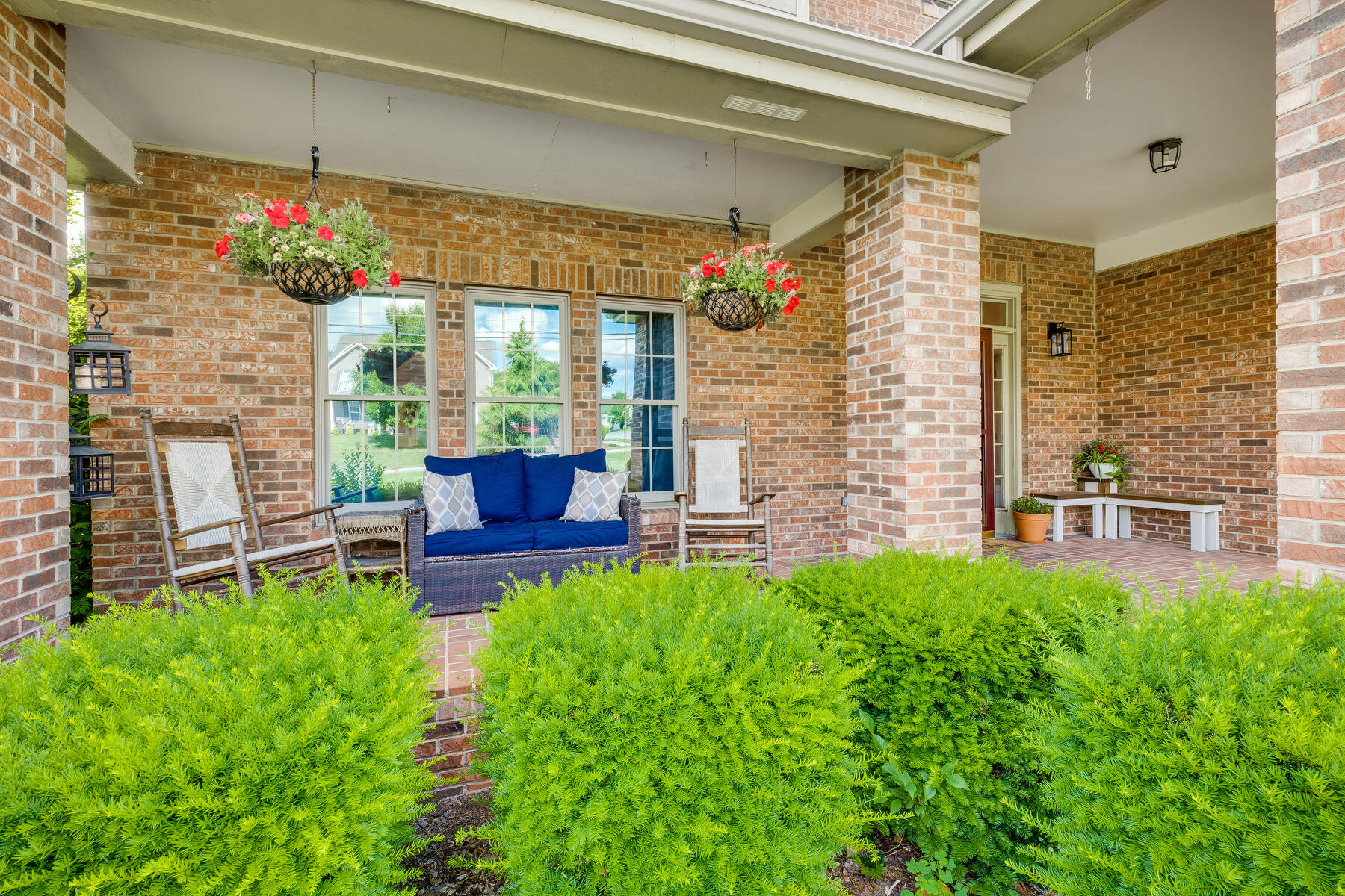 1708 Cooks Valley Road Kingsport, TN 37664 - Photo 4 of 105 004