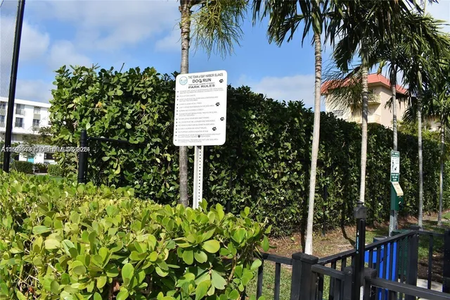 $2,300 | 9780 Bay Harbor Terrace, Unit 7, Bay Harbor Islands, FL 33154