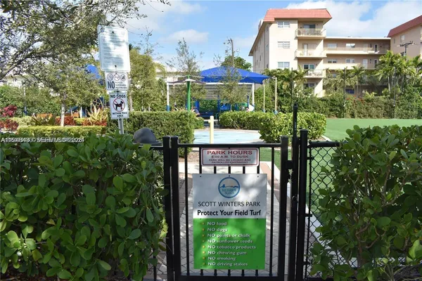 $2,200 | 9780 Bay Harbor Terrace, Unit 7, Bay Harbor Islands, FL 33154
