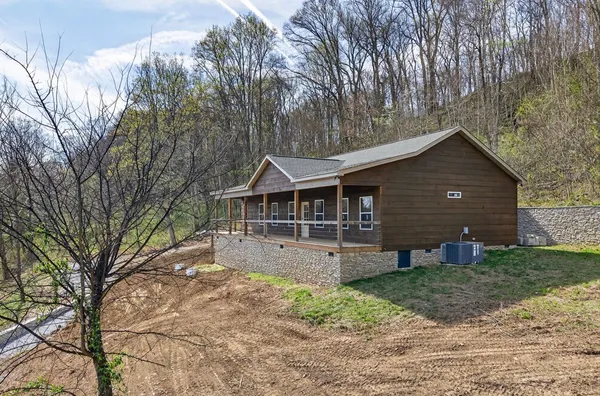 $489,000 | 190 Park Drive, Silver Point, TN 38582