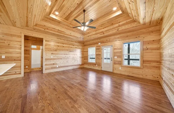 $489,000 | 190 Park Drive, Silver Point, TN 38582