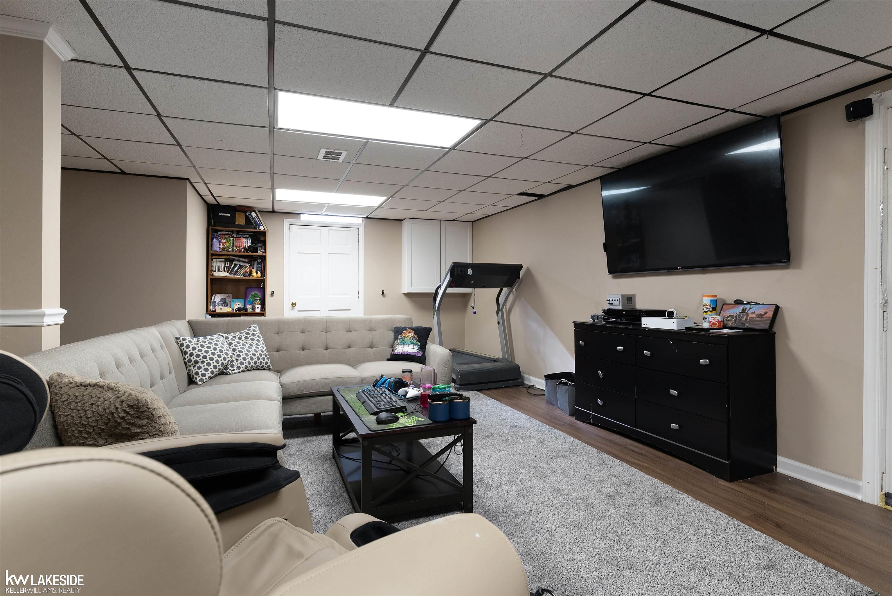 60651 Mound Road Washington, MI 48094 - Photo 52 of 79 50089229-51.JPG