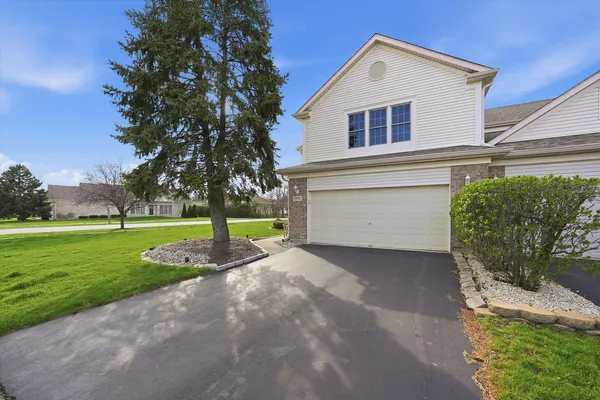 $370,000 | 7770 Bristol Park Drive, Tinley Park, IL 60477