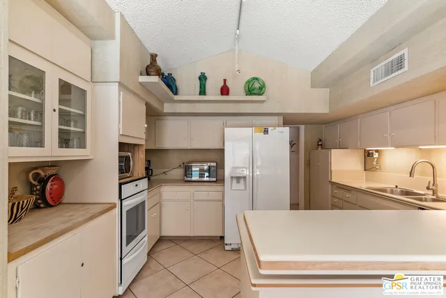 $2,200,000 | 1000 VÃa Vadera, Palm Springs, CA 92262