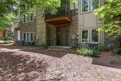 $399,999 | 320 Old Hickory Boulevard, Unit 2008, Nashville, TN 37221