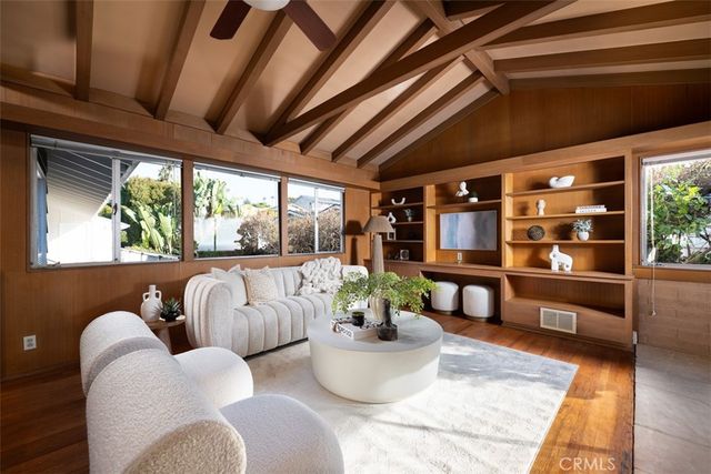 $5,600,000 | 60 South La Senda Drive, Laguna Beach, CA 92651