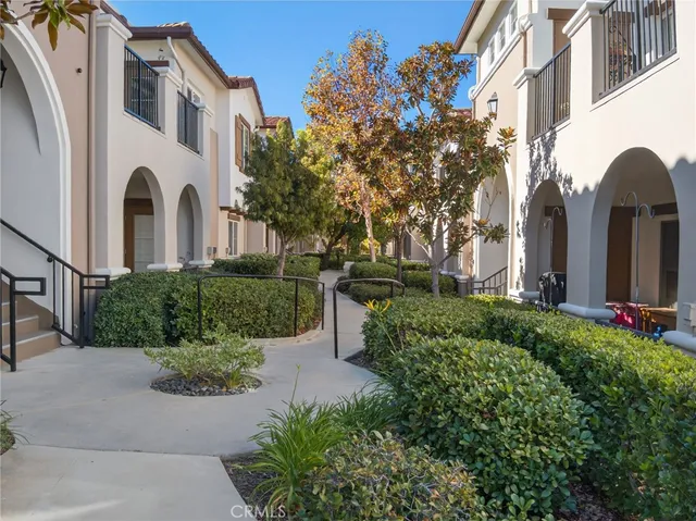 $302,534 | 453 Country Club Drive, Unit 103, Simi Valley, CA 93065