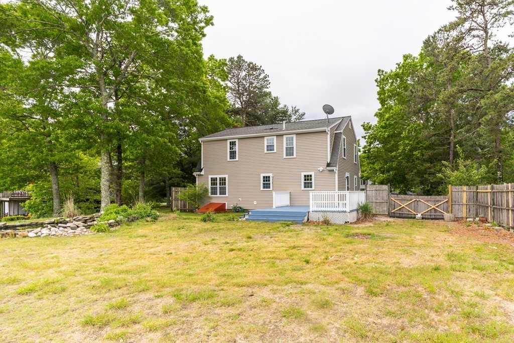 30 Huntington Road Plymouth, MA 02360 - Photo 2 of 28