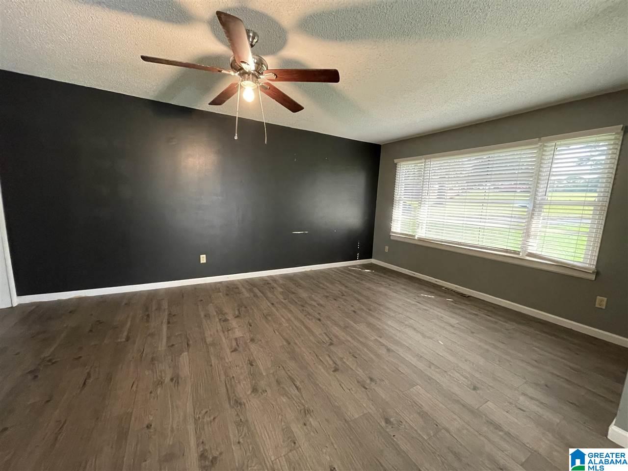 528 2nd Street Fultondale, AL 35068 - Photo 3 of 9