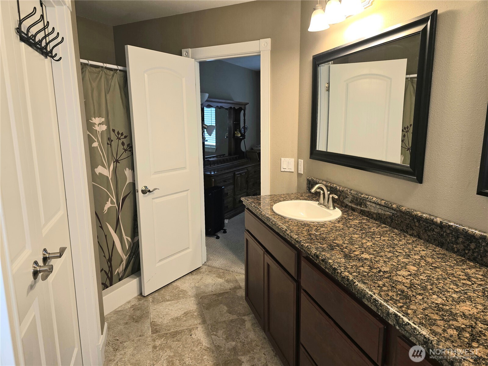 954 Rustic Way Aberdeen, WA 98520 - Photo 14 of 24 Gallery Image 14