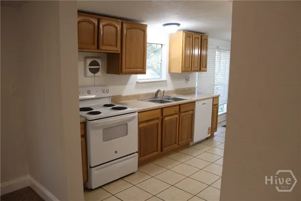 $1,950 | 2525 Cartertown Road, Richmond Hill, GA 31324