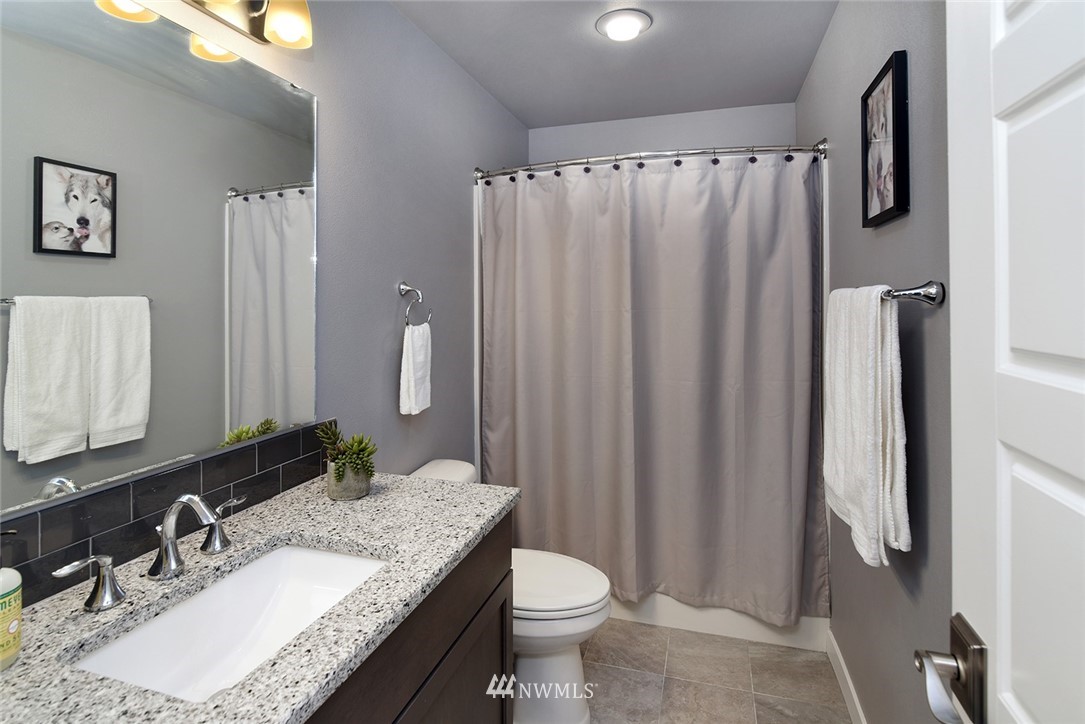15289 Olympic View Road Northwest Silverdale, WA 98383 - Photo 20 of 25 Gallery Image 20