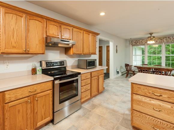 4 Rachel Way York, ME 03902 - Photo 9 of 32 Gallery Image 9