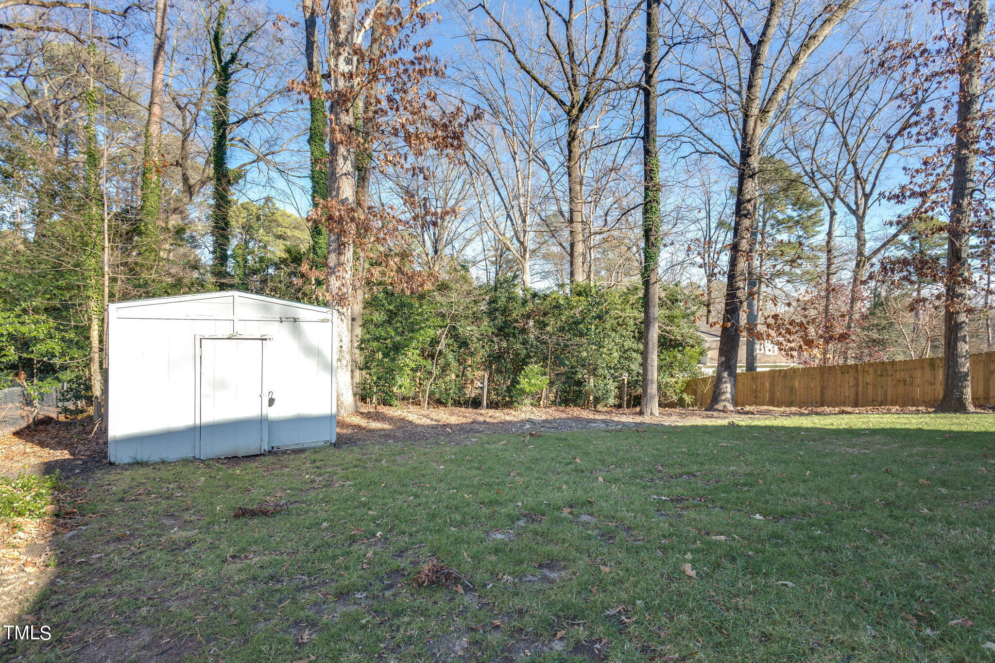 4904 Latimer Road Raleigh, NC 27609 - Photo 29 of 33 19-web-or-mls-IMGL8559-enfuse