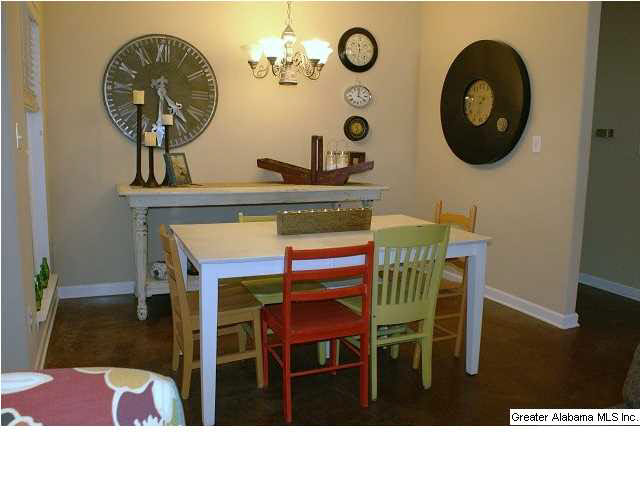293 Nottingham Drive Calera, AL 35040 - Photo 8 of 30