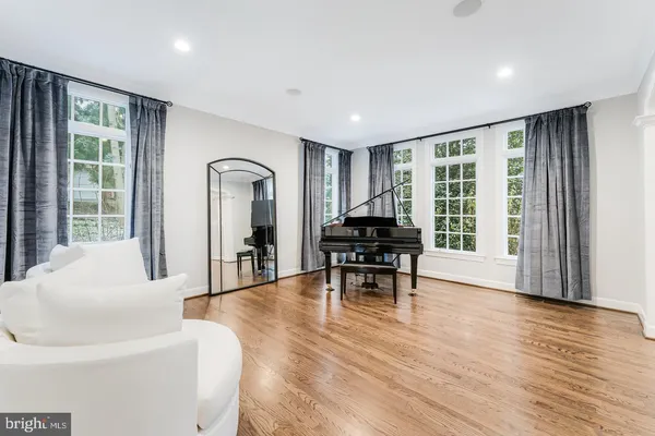 $15,000 | 7814 Crownhurst Court, McLean, VA 22102