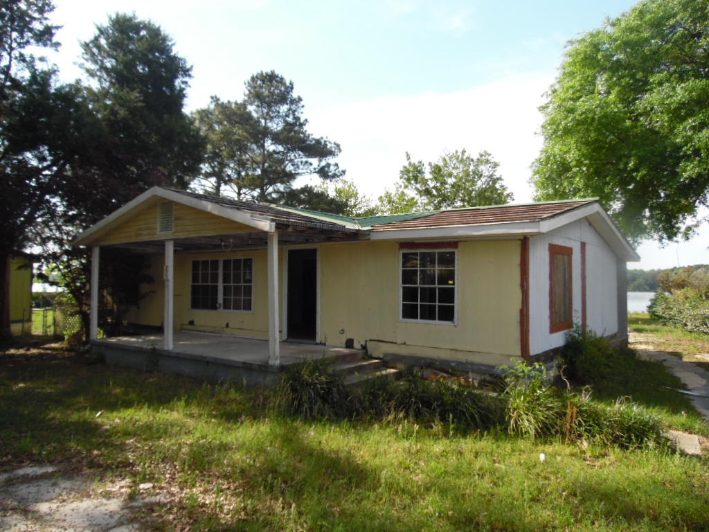 375 Vanderheide Road DeFuniak Springs, FL 32433 - Photo 1 of 15 SAM_1328