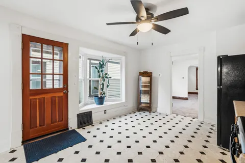 $390,000 | 2914 South Wentworth Avenue, Unit 2916, Milwaukee, WI 53207