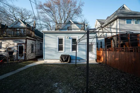 $390,000 | 2914 South Wentworth Avenue, Unit 2916, Milwaukee, WI 53207