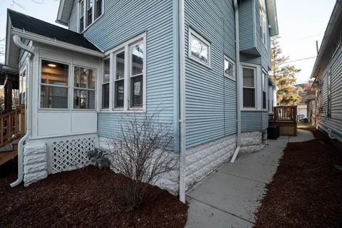 $390,000 | 2914 South Wentworth Avenue, Unit 2916, Milwaukee, WI 53207