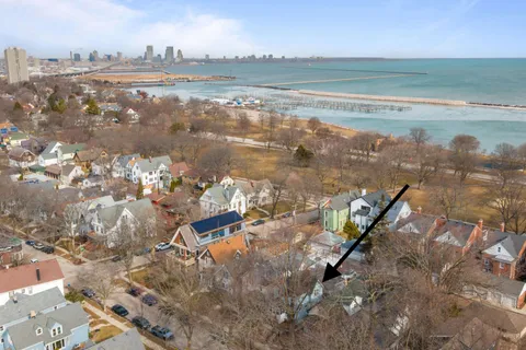 $390,000 | 2914 South Wentworth Avenue, Unit 2916, Milwaukee, WI 53207