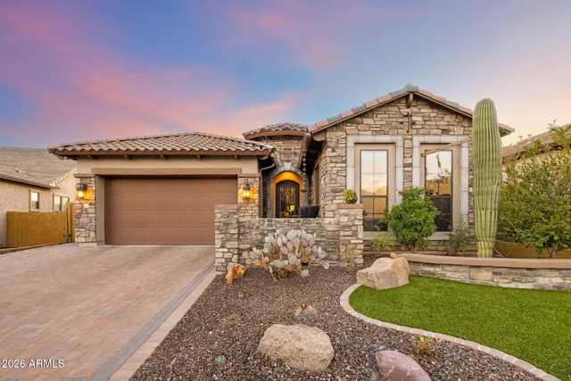 $995,000 | 9065 East Leonora Street, Mesa, AZ 85207